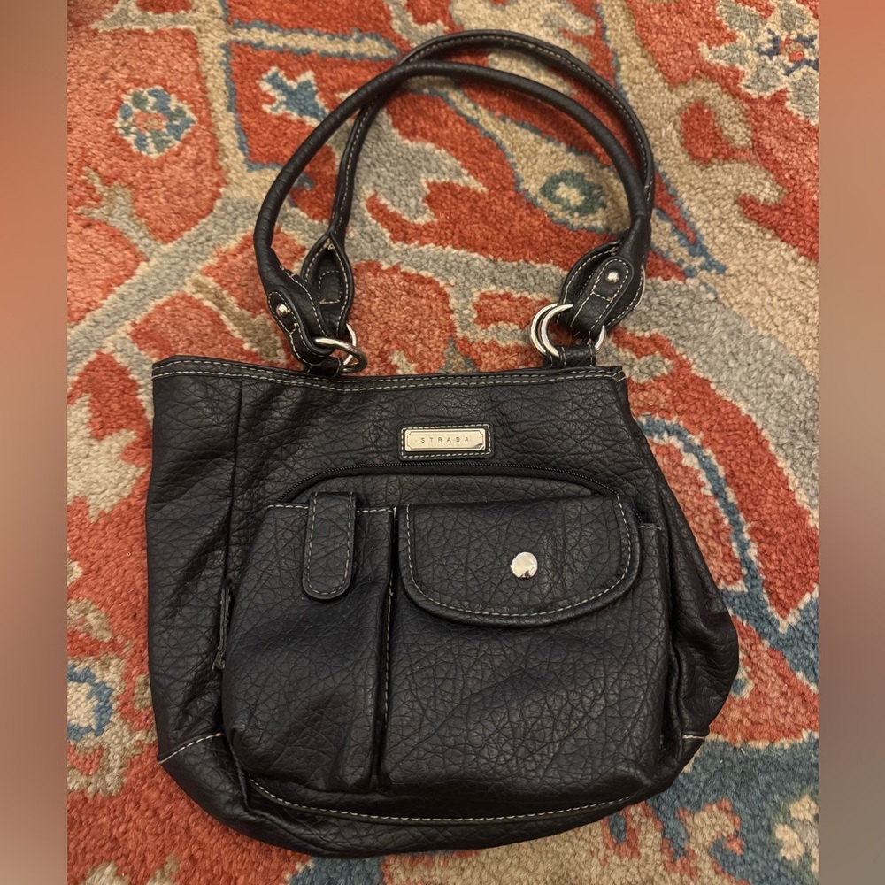 Strada Black leather bucket bag